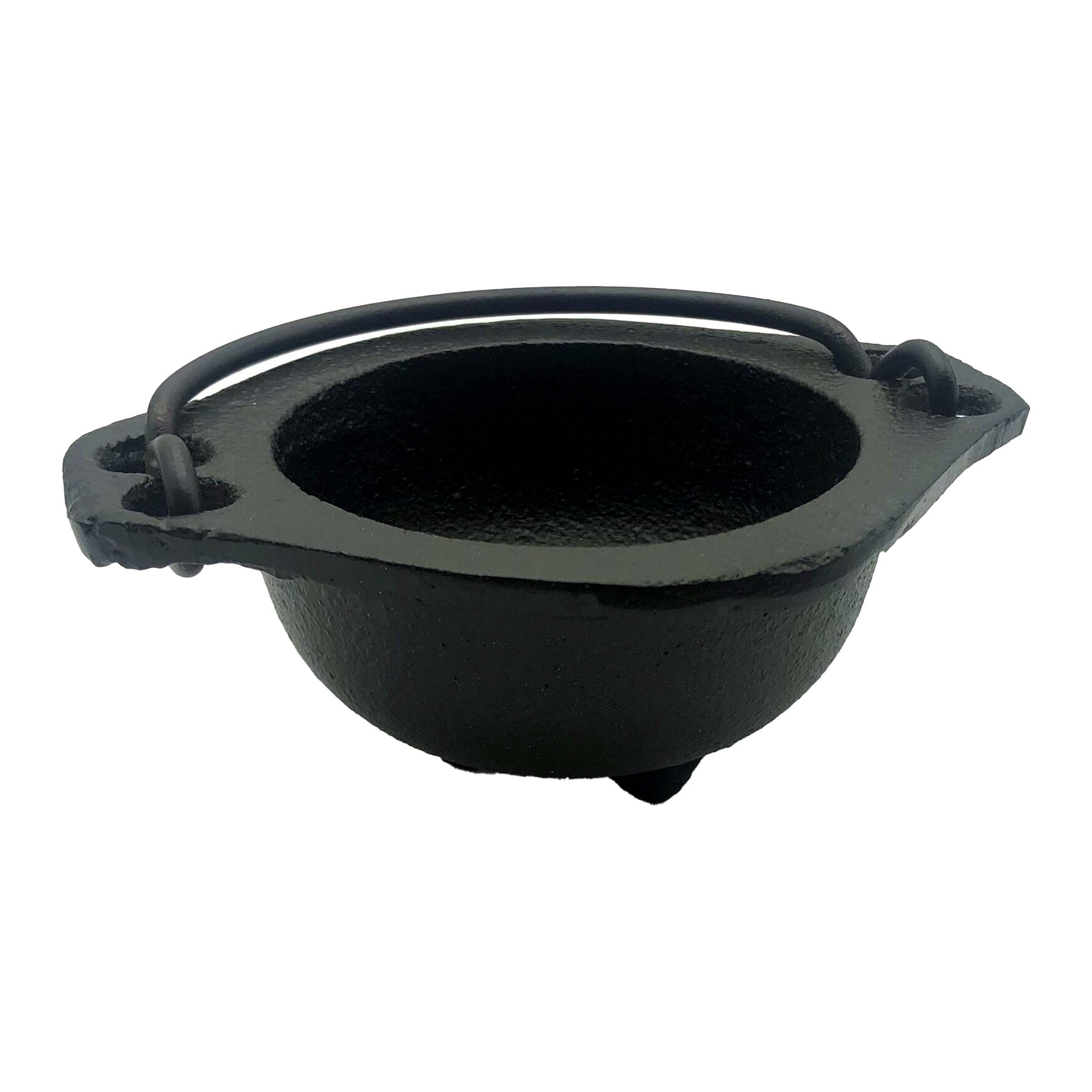 http://thefourofwands.com/cdn/shop/products/small-cast-iron-cauldron.jpg?v=1633439449